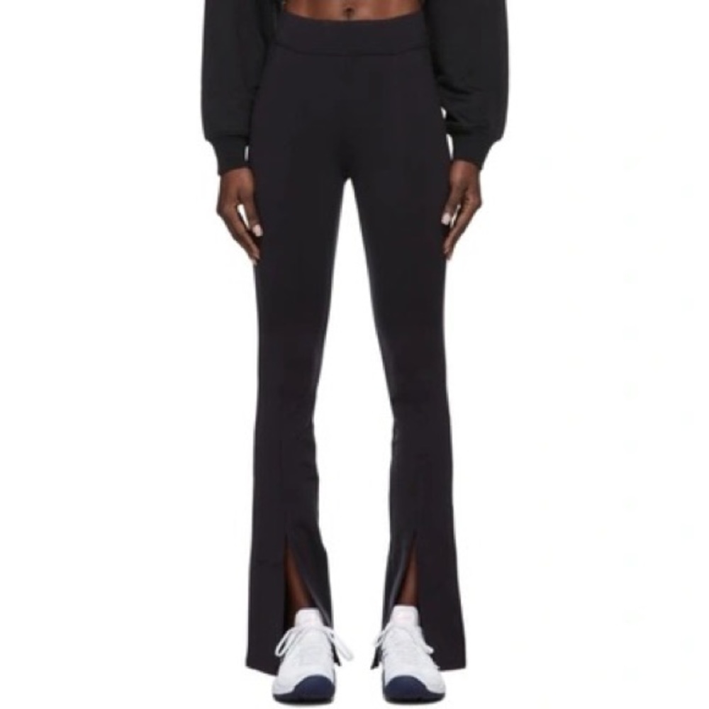 Alo 7/8 Flutter Leggings - Flare Split Hem